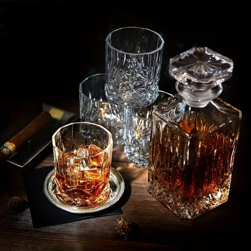 Conjunto dos Garrafa e copos dos Whisky - Image 4